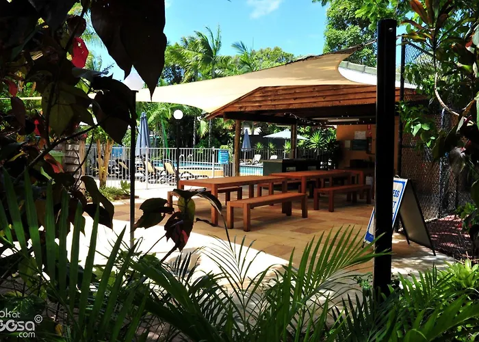 Resorts Guide Noosa Village River