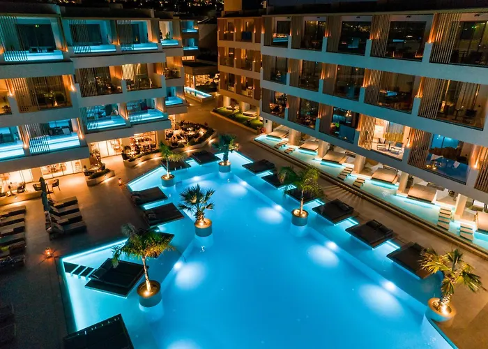 5-Sterne-Hotel: AKASHA Beach Hotel&Spa