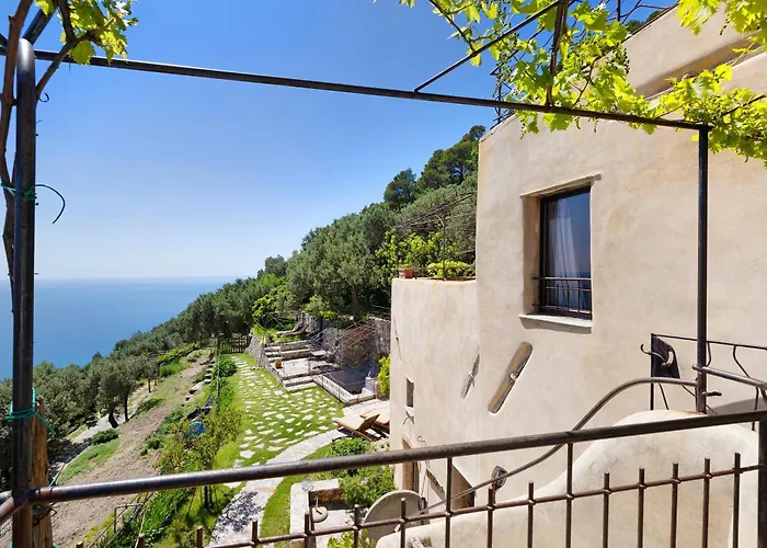 Agriturismo Bricco