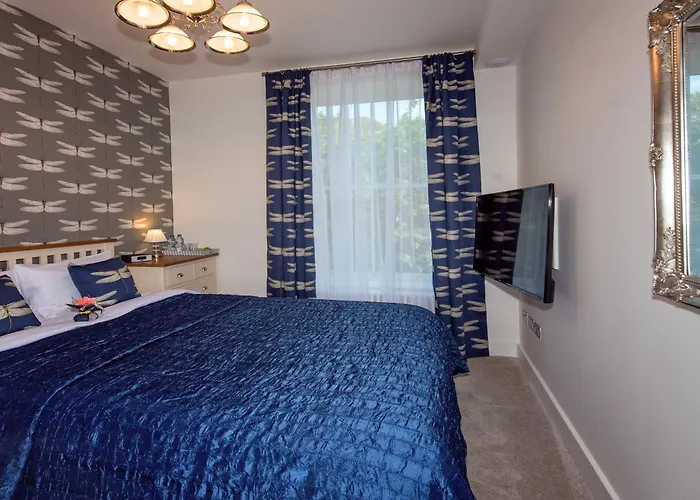Best Luxury Apart In - Beechwood House