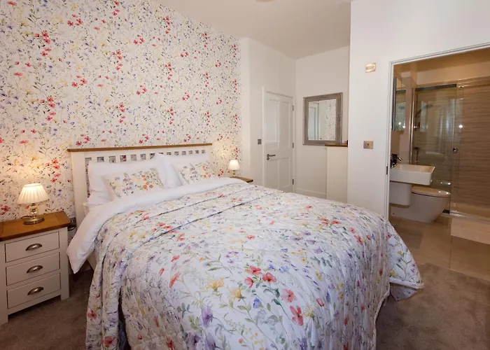 Best Luxury Apart In - Beechwood House