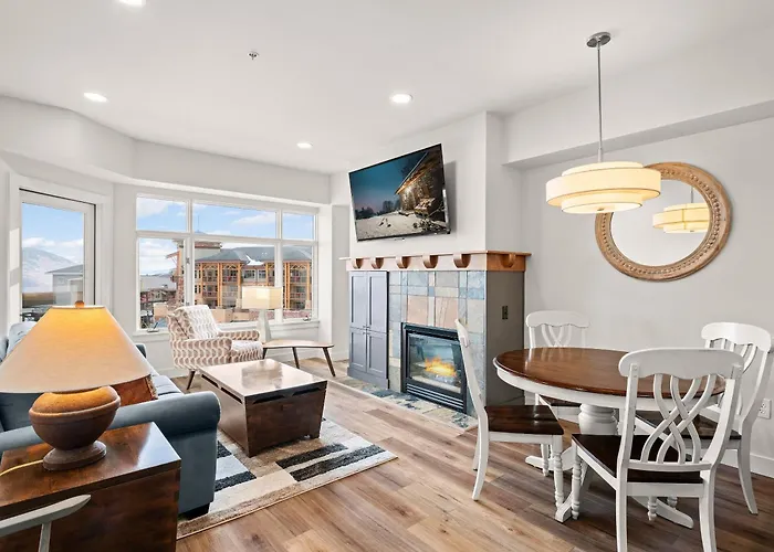 Sundial Lodge By All Seasons Resort Lodging