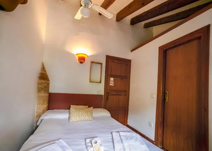 Günstiges Hotel: Petit Hotel Hostatgeria La Victoria