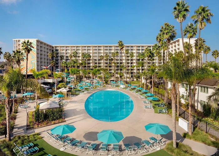Waterpark hotels Town And Country San Diego