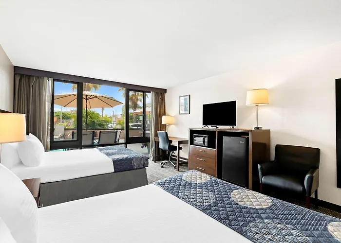 Self catering: Best Western Yacht Harbor Hotel