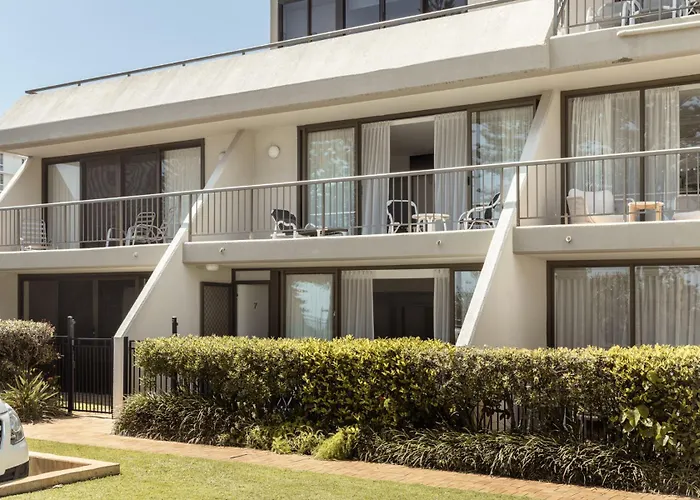 Resorts Guide Columbia Beachfront Apartments On Rainbow Bay