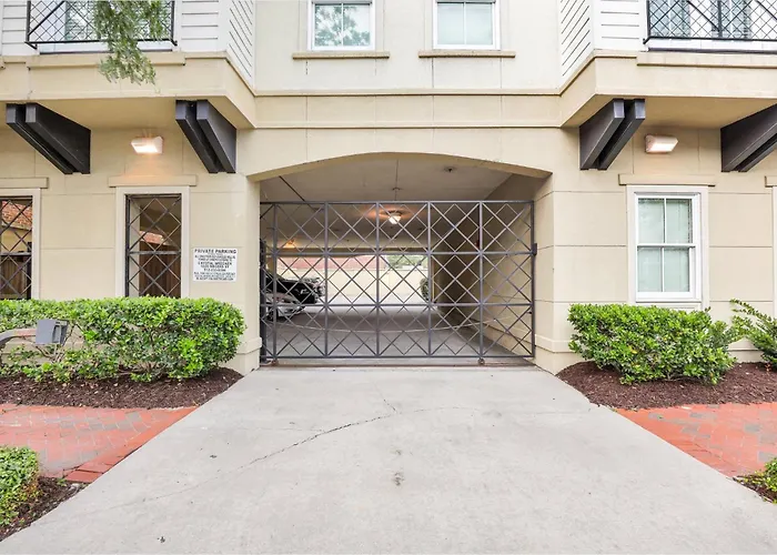 Family Hotel: Savannah Residences