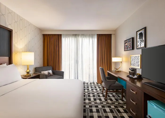 Pet Friendly hotel: The American Hotel Atlanta Downtown, Tapestry Collection By Hilton