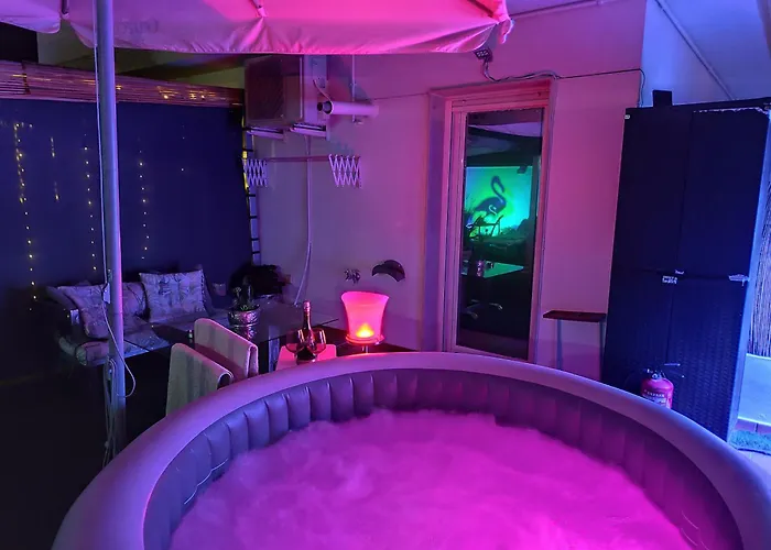 ÁTICO RILQUE, Apartamentos Independientes con Jacuzzi Privado y Terraza en Ronda