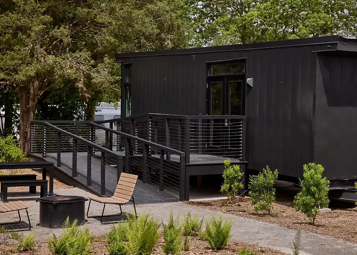 Dog friendly hotels Autocamp Cape Cod