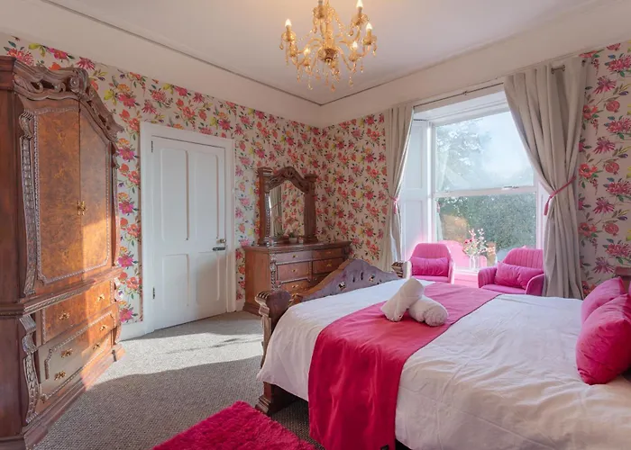Villa: Mount Eagle - Sleeps 24