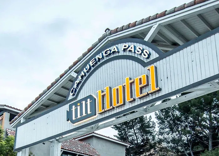 3 star hotels Tilt Universal-Hollywood, An Aga Collection