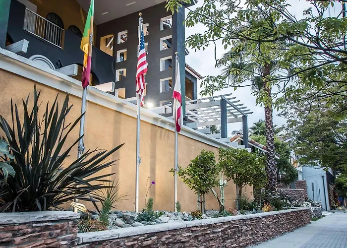 3 star hotels Tilt Universal-Hollywood, An Aga Collection