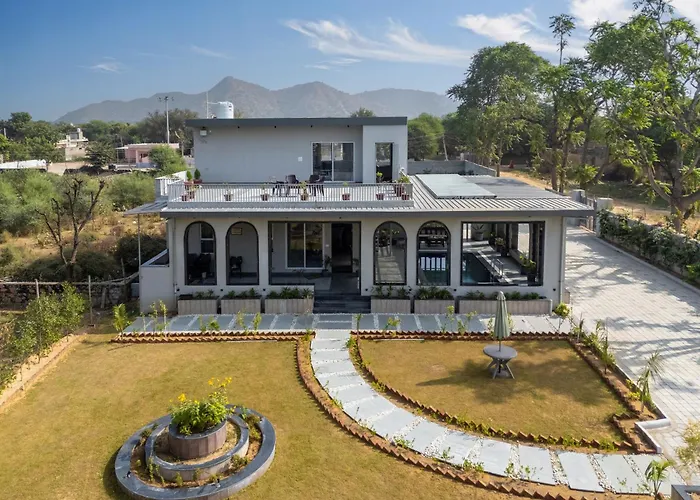 Villa: Elivaas Jamun Farm 2Bhk With Pool