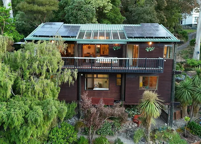 Sherwood Lodge 4-Bedroom Holiday Home With Spectacular Views