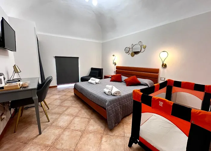 Dama Rooms