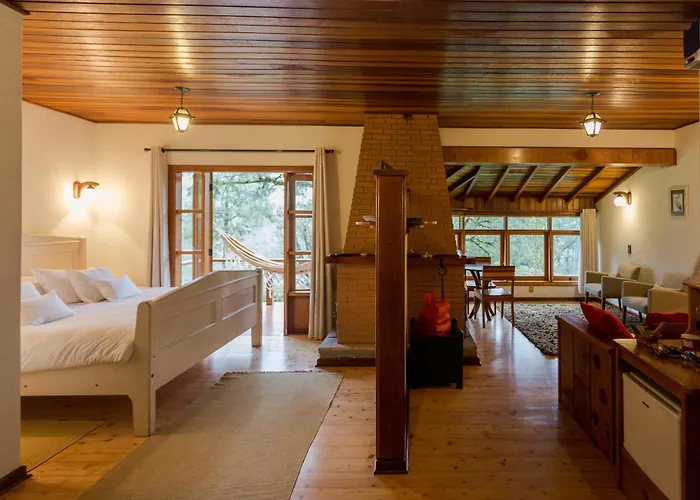 Aluguéis de temporada: Fazenda Hotel Itapuá