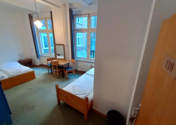 Motels Fabrik - Baxpax