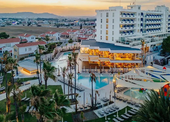  Lordos Beach &Spa