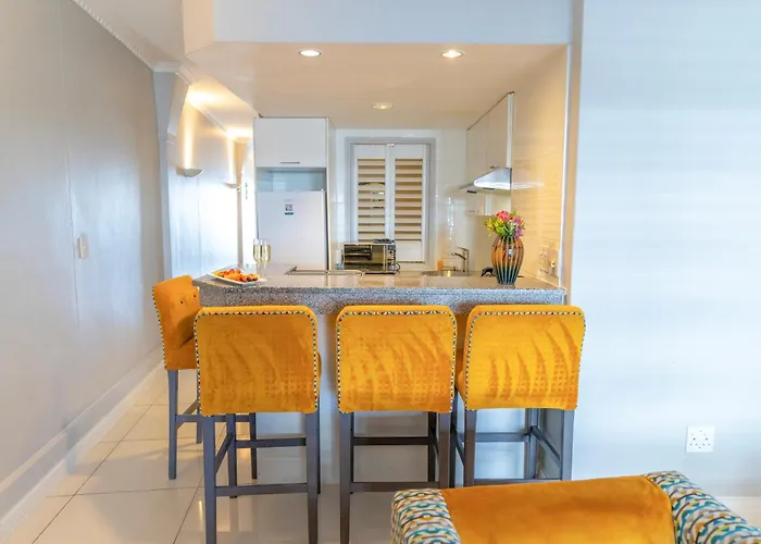 Hotel con piscina: Peninsula All Suite Hotel By Dream Resorts