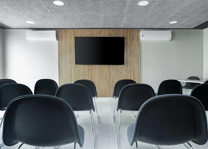 Central hotel: Nordic Hotel Lagos