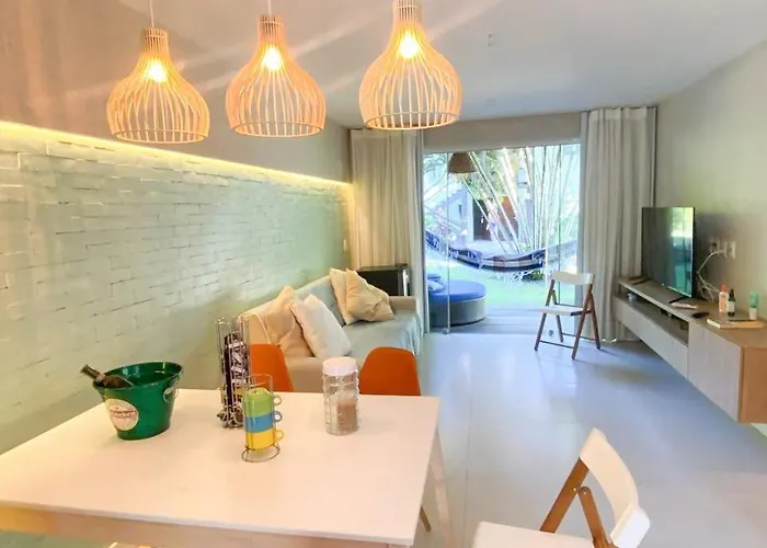 Quarto e sala com piscina em Maceió - Villas Tulipa 02