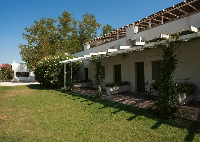Hotel vicino al College: Masseria Macchia&Relais San Pio