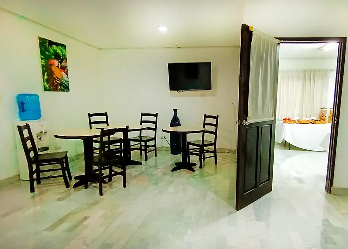 Hotels with pool Imperial Laguna Faranda Cancun