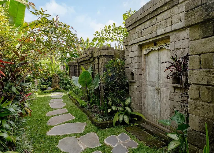 Pratiwi Ubud Villa