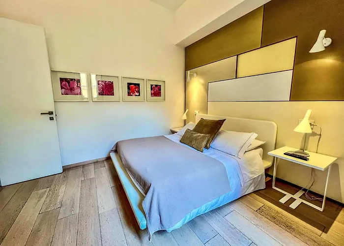 Santacroce Luxury Rooms