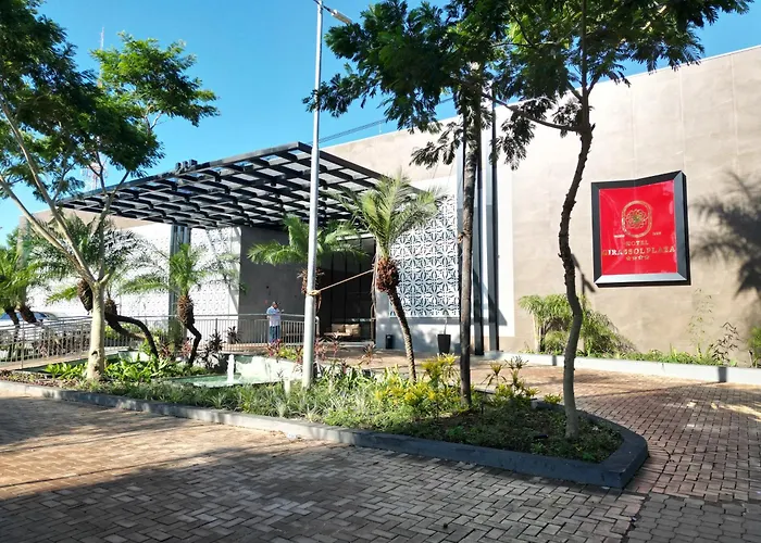 Girassol Plaza