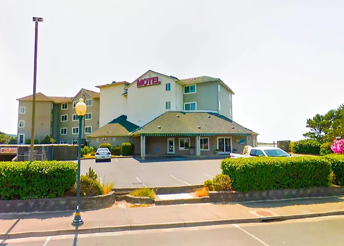 Cheap hotel: Siletz Bay Beachfront Hotel By Oyo Lincoln City
