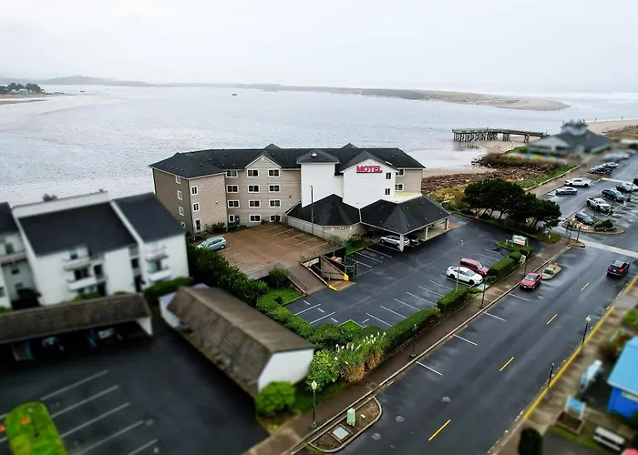 Cheap hotel: Siletz Bay Beachfront Hotel By Oyo Lincoln City