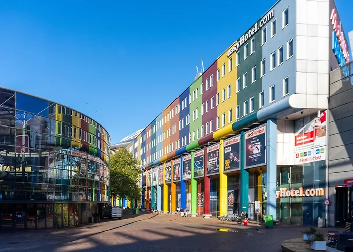  Easy Amsterdam Arena Boulevard