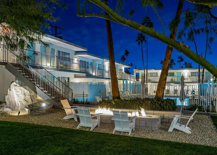 The Skylark, A Palm Springs Hotel