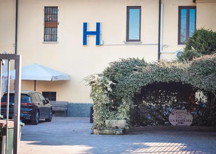 Hotel all'aeroporto: La Boheme Hotel e B&B