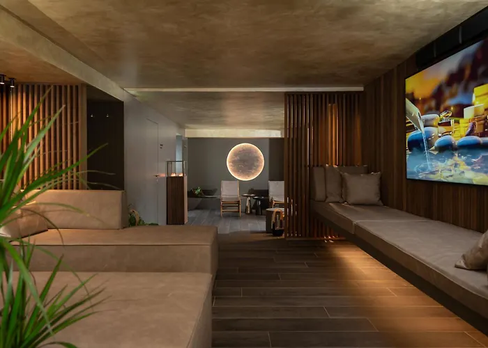 Hotel Ping Pong: Hotel Dory