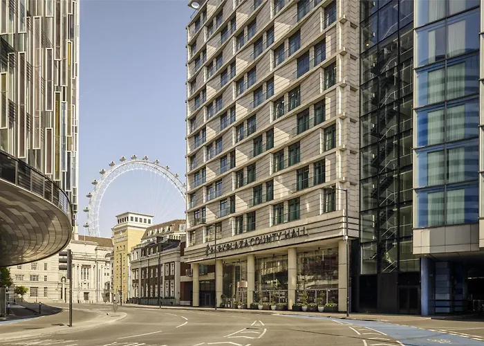 Family Hotel: Park Plaza County Hall London