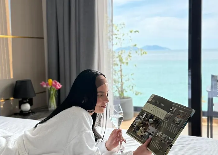Luxury hotel only: Belvedere Hotel & Spa