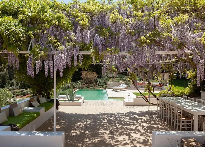 Hotel con piscina: Dimora Dei Semplici