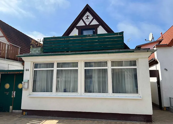 Alexandrinenstraße In Warnemünde