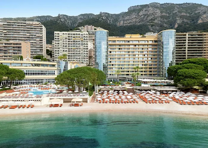 Le Meridien Beach Plaza