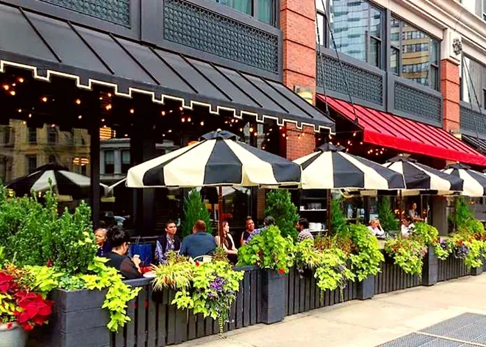Hotel with view: Roxy Hotel New York