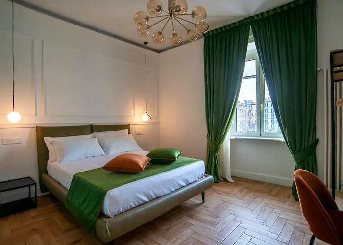 Hotel barato: The Five Rooms Napoli