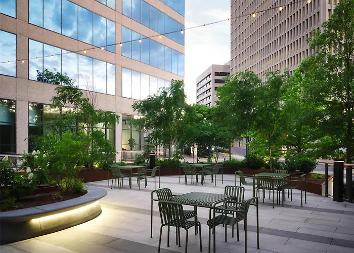 Doubletree By Hilton Nashville Downtown