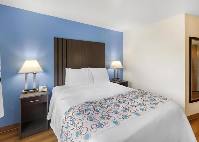 Surestay Plus By Best Western Niagara Falls East