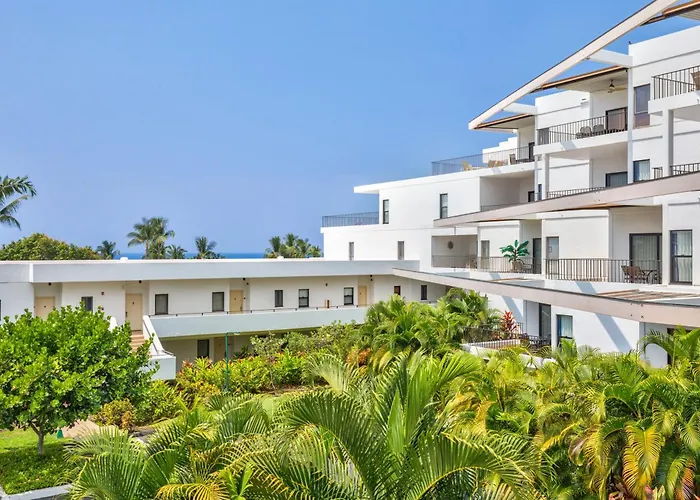 Royal Sea Cliff Kona By Outrigger