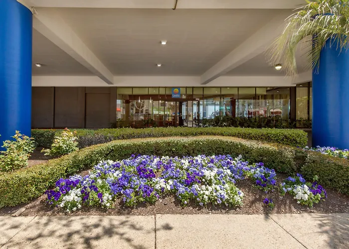 Coastal Hotel & Suites Virginia Beach - Oceanfront