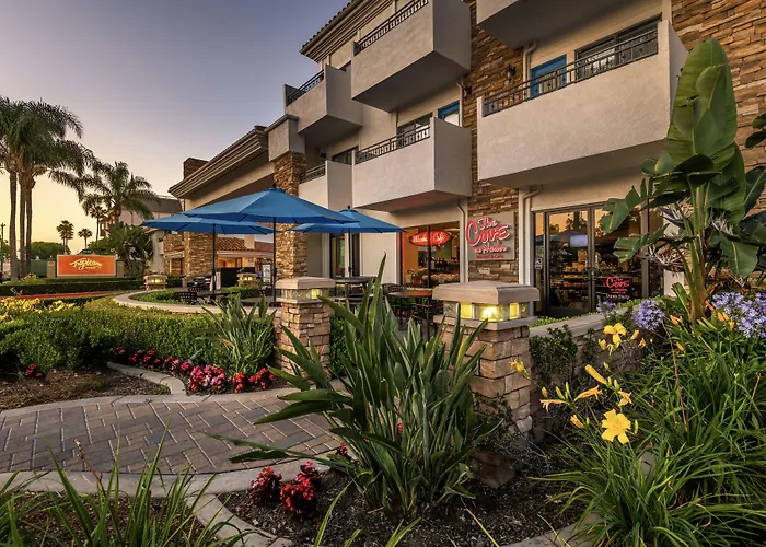 Tropicana Inn & Suites