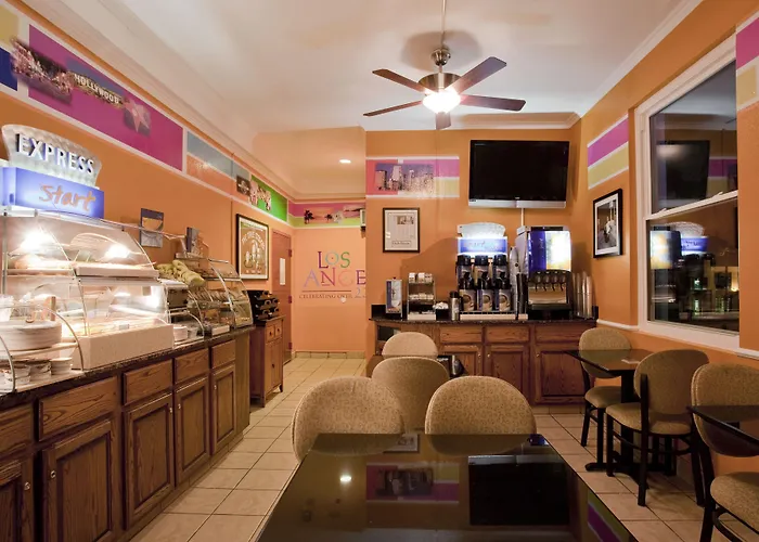 Hotel para famílias: Century Park Hotel La (Adults Only)
